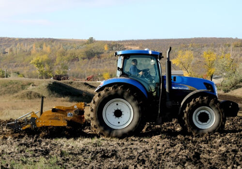 Нужен миллиард, а лучше четыре. На долги по субсидиям…