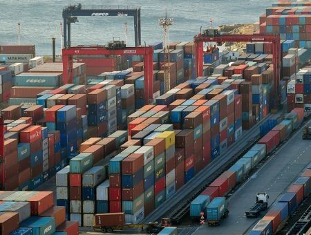 Экспорт в США падает