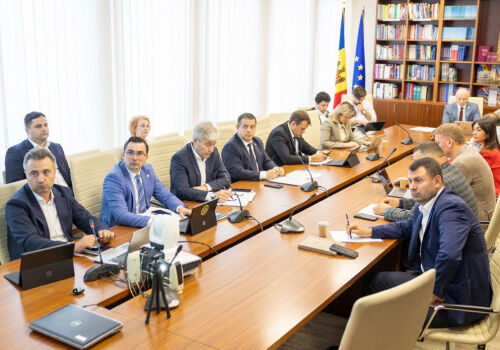 Rebrandingul sectorului gazier: „aceleași lucruri, dar mai scumpe” Rebrandingul sectorului gazier: „aceleași lucruri, dar mai scumpe”
