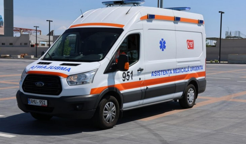 Moldova și România derulează un proiect de prevenire a dezastrelor naturale ambulanță