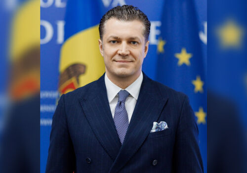 Moldova trimite un nou ambasador în România