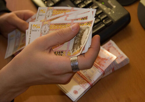 Ajutorul extern este destinat în principal salariilor și pensiilor Ajutorul extern este destinat în principal salariilor și pensiilor