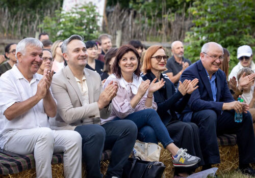 Premierul promite: Filarmonica va avea o nouă casă Premierul promite: Filarmonica va avea o nouă casă