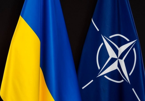 НАТО готовит пакет помощи Украине на 70 млрд евро НАТО готовит пакет помощи Украине на 70 млрд евро