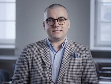 Правящая в Польше партия проиграла на выборах, но откажется ли она от власти?