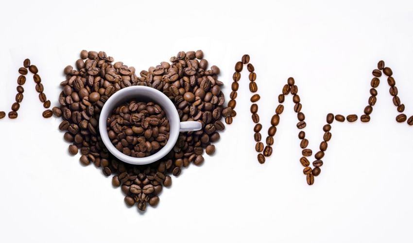 Cardiologii au stabilit limita sigură de consum de cafea: până la cinci cești pe zi cafea