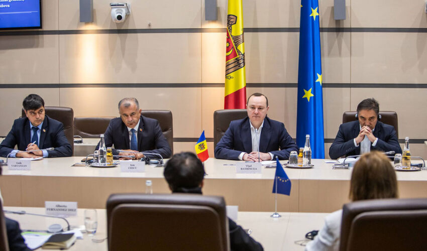 cerințele opoziției pentru o reforomă