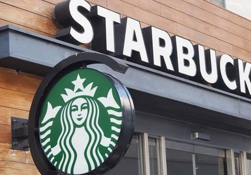 Starbucks a afectat acțiunile giganților din domeniul IT, dezvoltându-și propriul software bazat pe inteligență artificială Starbucks a afectat acțiunile giganților din domeniul IT, dezvoltându-și propriul software bazat pe inteligență artificială