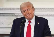 Investors ‘flee risk’ amid Trump threats and Brussels uncertainty