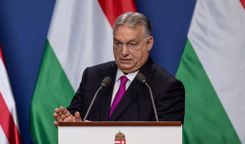 Новый тип демократического перехода Виктор Орбан