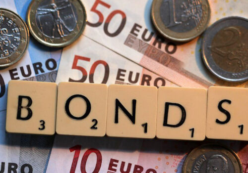 România plănuiește o nouă emisiune de euroobligațiuni România plănuiește o nouă emisiune de euroobligațiuni