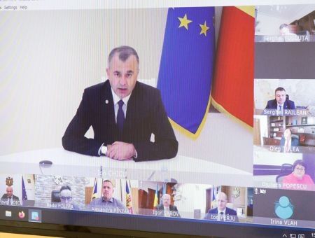 Кабмин утвердил доходы и расходы Кабмин утвердил доходы и расходы