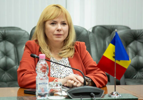 International “school of leaders” opened in Chisinau