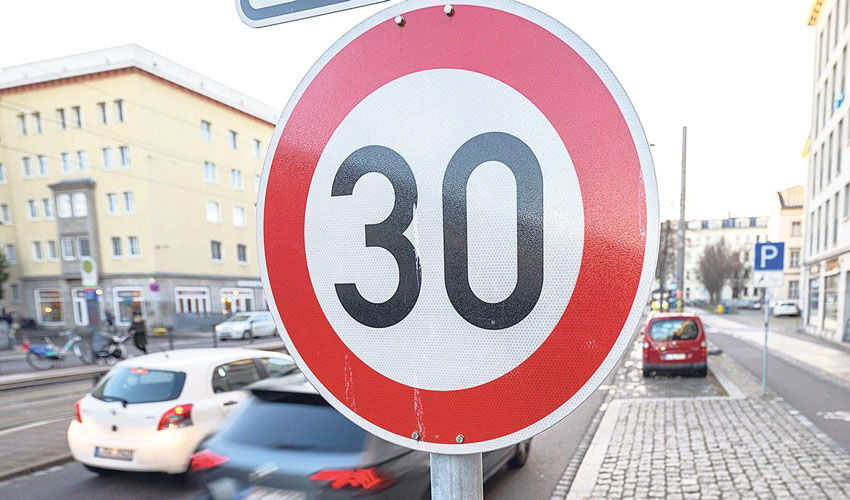 Guidelines for creating a “zone 30” near schools Guidelines for creating a “zone 30” near schools