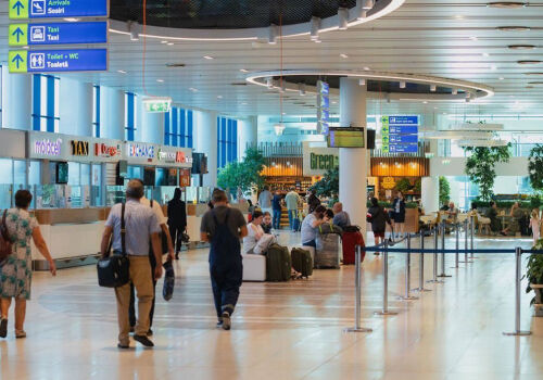 Первые молдавские туристы эвакуированы из ОАЭ