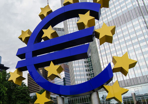 Передача российских активов Украине может обрушить евро