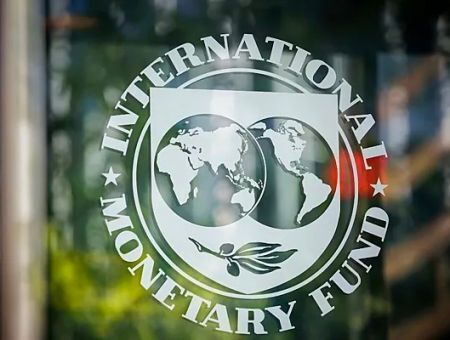 МВФ должен отменить деструктивные процентные надбавки МВФ должен отменить деструктивные процентные надбавки