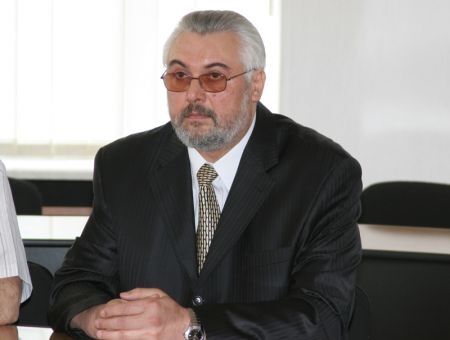 Василий Зетья: «Лучше ничего не делать в экономике, чем делать экономику «по понятиям» Василий Зетья: «Лучше ничего не делать в экономике, чем делать экономику «по понятиям»