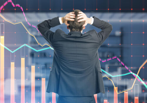 „Băncile din umbră” împing lumea către un nou colaps financiar