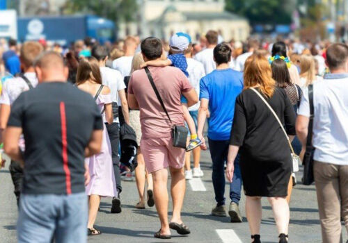 Locuitorii de la țară se mută în orașe Locuitorii de la țară se mută în orașe