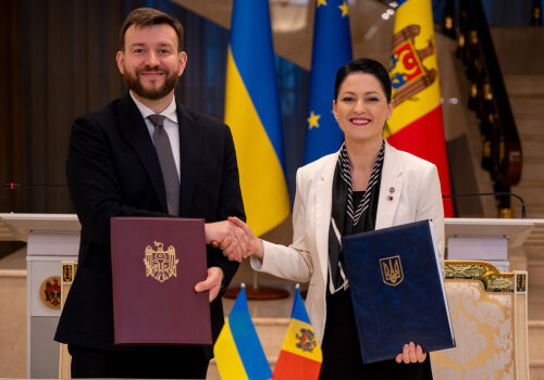 Граждане Молдовы и Украины будут получать пенсии и пособия независимо от страны проживания Граждане Молдовы и Украины будут получать пенсии и пособия независимо от страны проживания