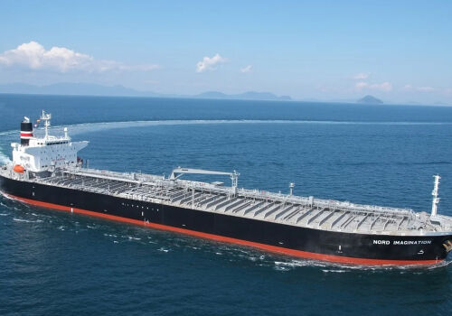 SUA ridică parțial sancțiunile asupra livrărilor de petrol rusesc