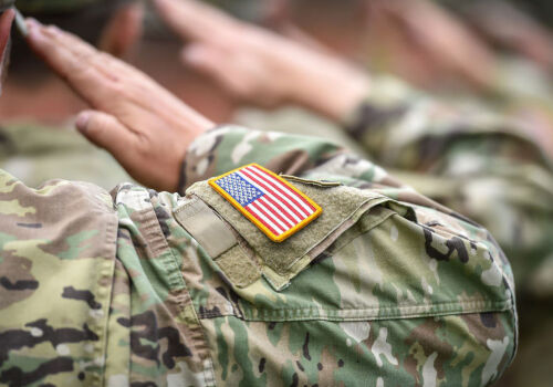 „Calculating hawk” și rolul înspăimântător al AI-ului lui Claude în războiul împotriva Iranului