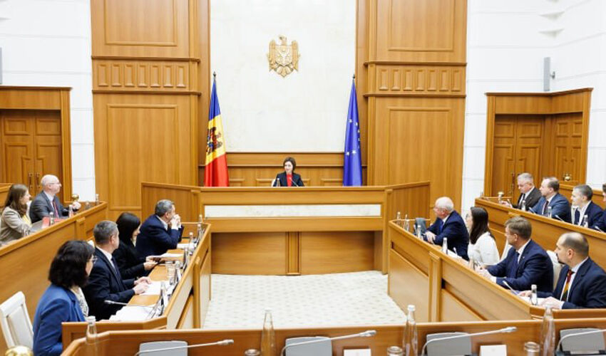 Утвержден «частично секретный» план демократической устойчивости Утвержден «частично секретный» план демократической устойчивости