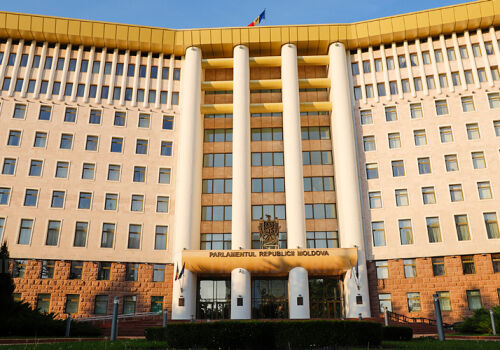 Парламент Молдовы начинает весеннюю сессию