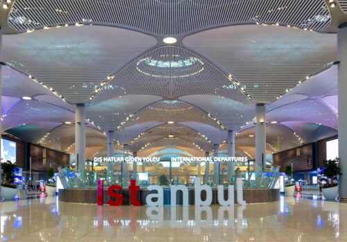 Istanbul a facilitat transferul între aeroporturi