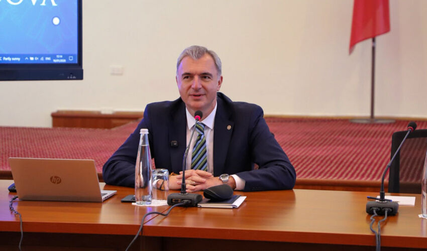 Еуджениу Осмокеску