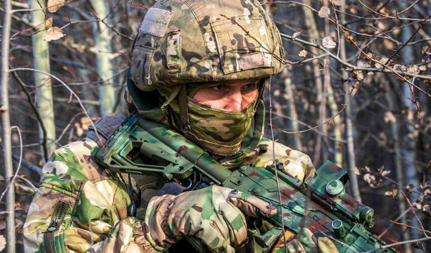 soldat camuflaj