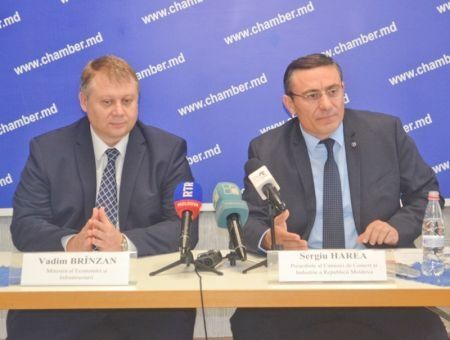 Министр просит полгода «на расчистку завалов» Министр просит полгода «на расчистку завалов»