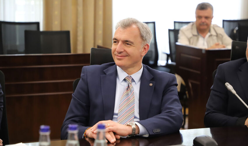 Еуджениу Осмокеску