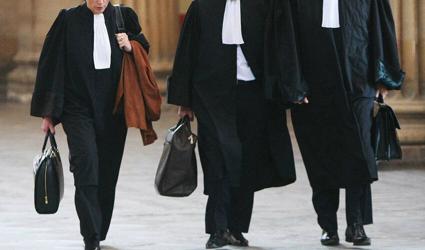 Союз адвокатов созывает внеочередное заседание