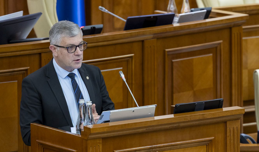 Parliament approved the creation of a commission on Ukraine’s claims Lilian Apostol