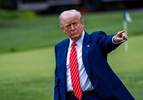 Trump: Iranul vrea să încheie un acord cu SUA care să favorizeze Washingtonul Trump: Iranul vrea să încheie un acord cu SUA care să favorizeze Washingtonul