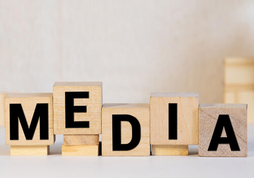 Există 58 de cereri pentru subvenții media