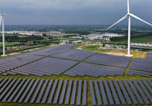 Energia eoliană și solară au depășit gazul în generarea de electricitate la nivel mondial