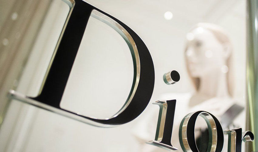 The luxury crisis: the luxury market is losing its luster The luxury crisis: the luxury market is losing its luster