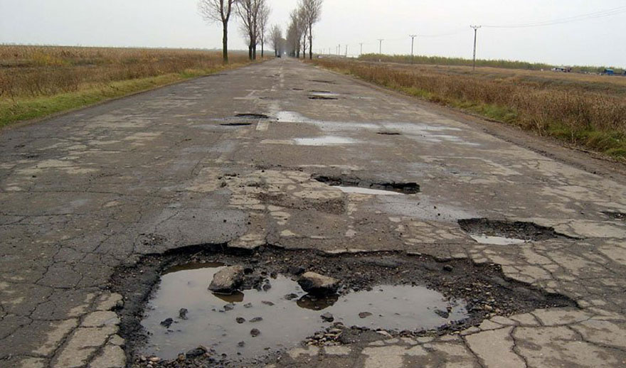 Интервенция в сельские дороги на 100 млн леев