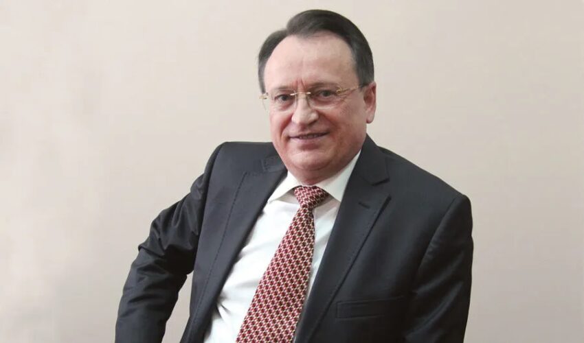 Институциональная реанимация