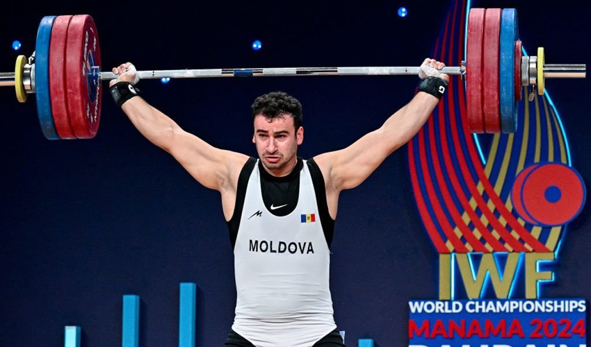 Trei medalii de bronz la Campionatul Mondial de Haltere