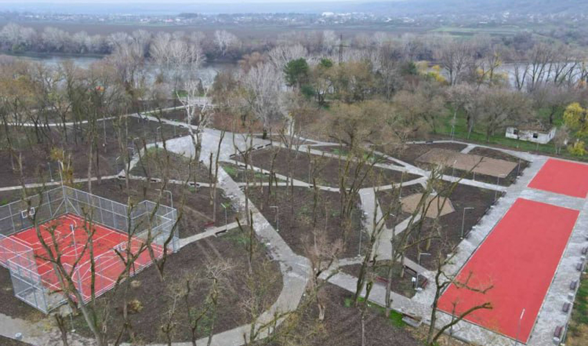 В Криулень завершили два крупных городских проекта