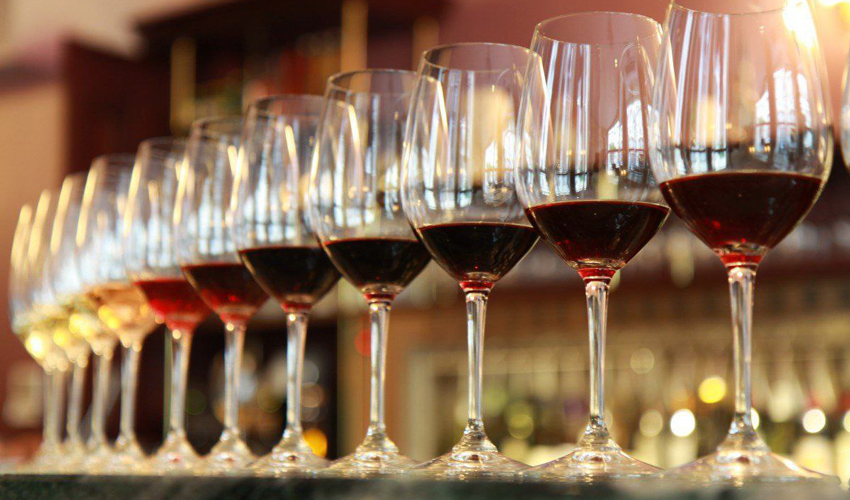 «Вернисаж вина» назвал лучшие вина года