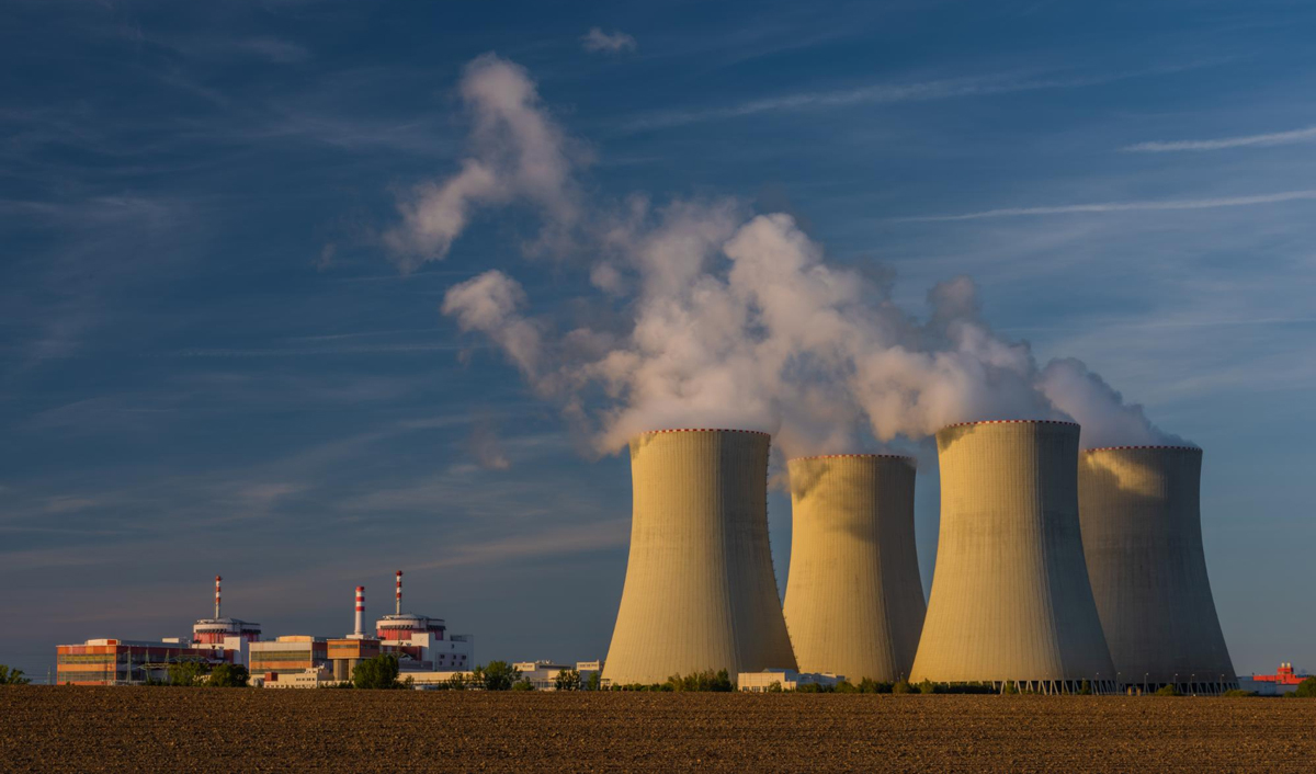 Казахстан намерен построить еще одну атомную электростанцию