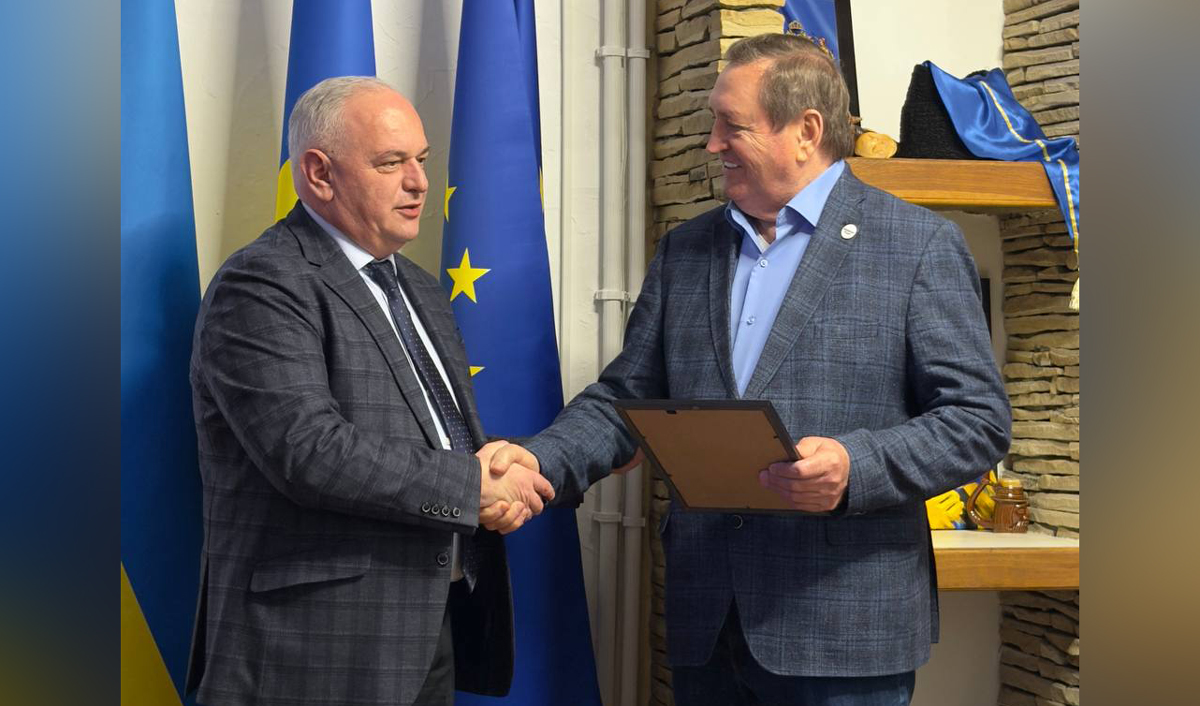 Помощь Moldova Fruct социальным учреждениям Украины