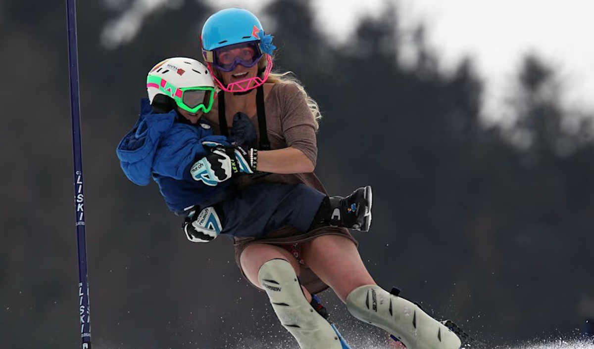 A fost pentru prima dată când o mamă și un fiu au participat la aceleași Jocuri de Iarnă