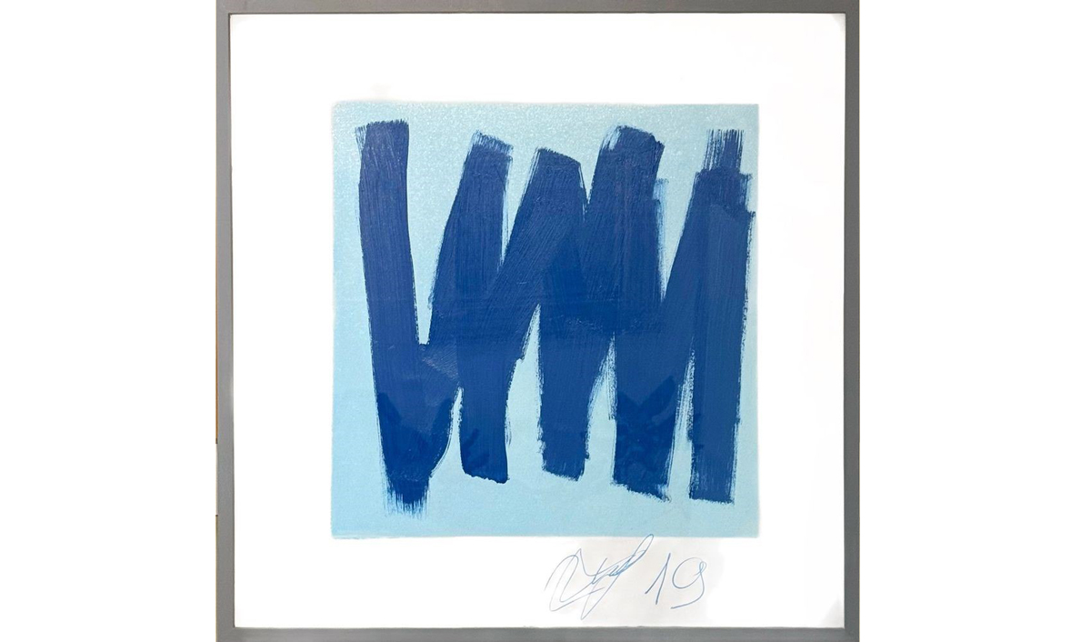 Картина бывшего футболиста подорожала почти в 100 раз