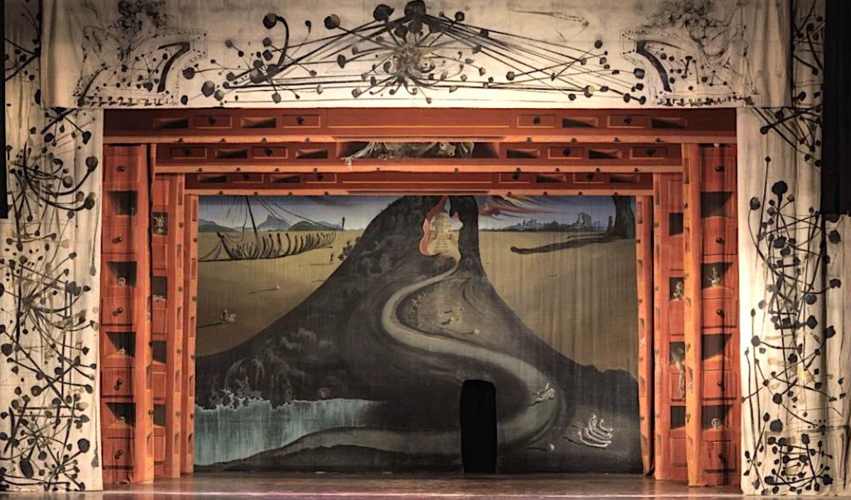 Самая крупная работа Сальвадора Дали выходит на рынок: сколько стоит сюрреализм XXL